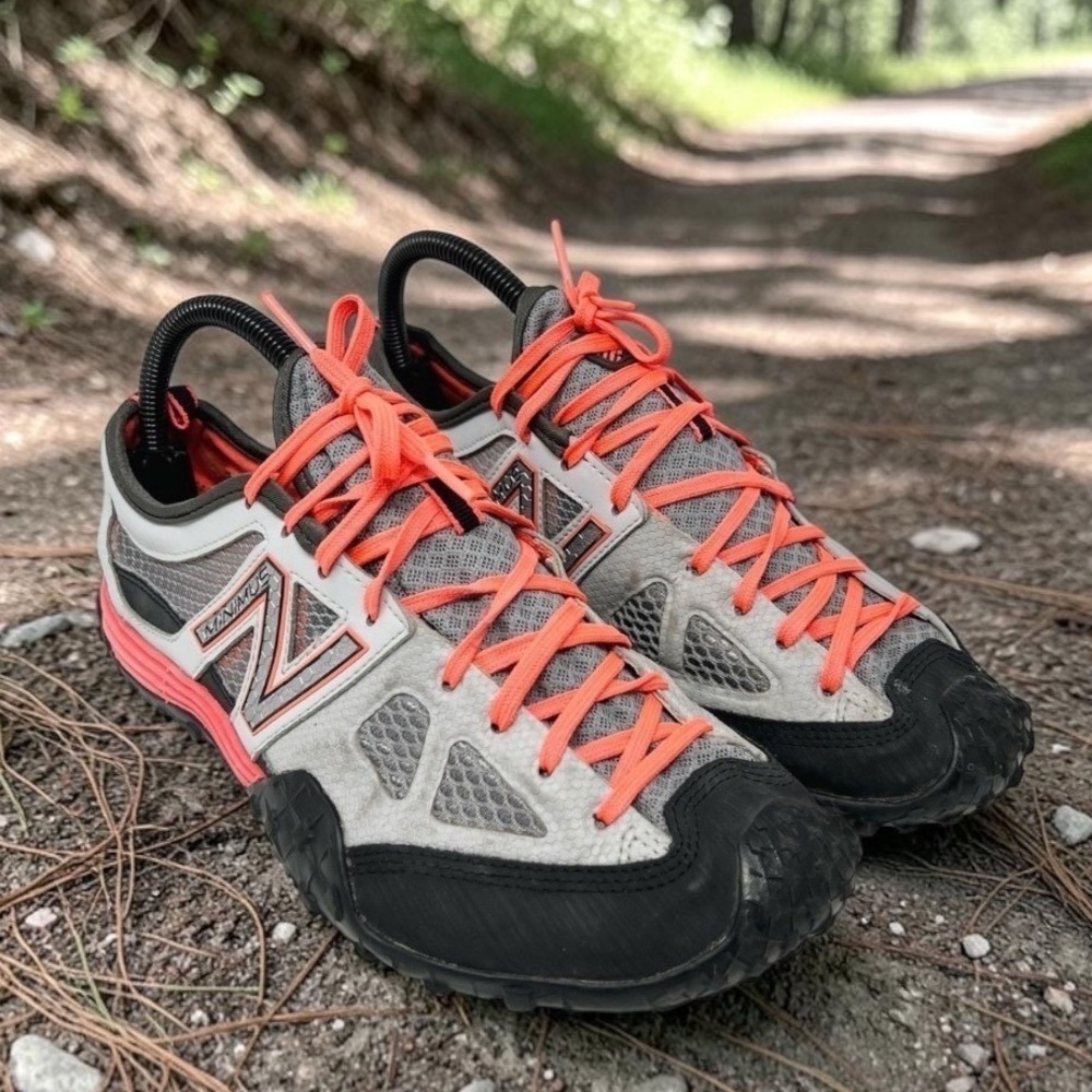 New Balance Minimus 7 Womens‎ Size 9 Gray Orange Trail Running Shoes Climbing